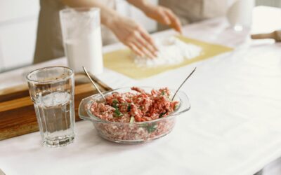 Nudeln mit Hackfleisch, Brokkoli und Tomaten